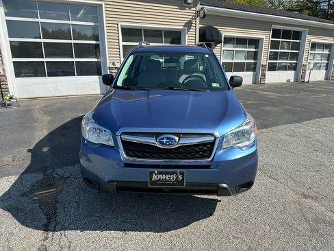 Used 2016 Subaru Forester 2.5i w/ Alloy Wheel Package image 2