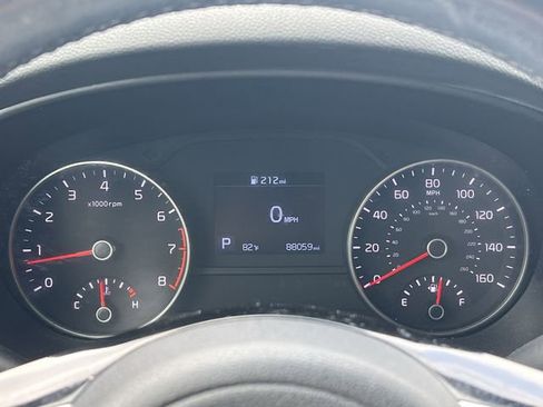Used 2022 Kia Sportage EX w/ EX Technology Package FWD image 29