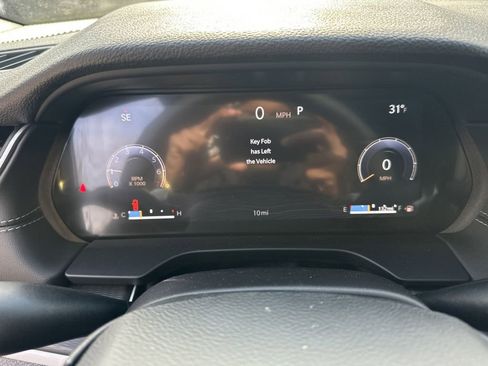 New 2025 Jeep Grand Cherokee Altitude image 26