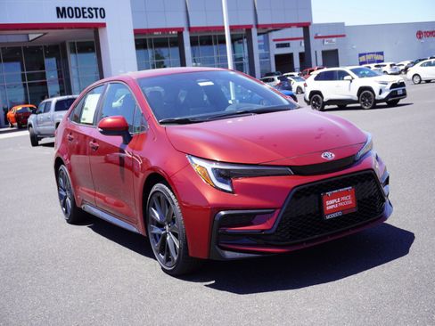 New 2026 Toyota Corolla SE FWD image 1
