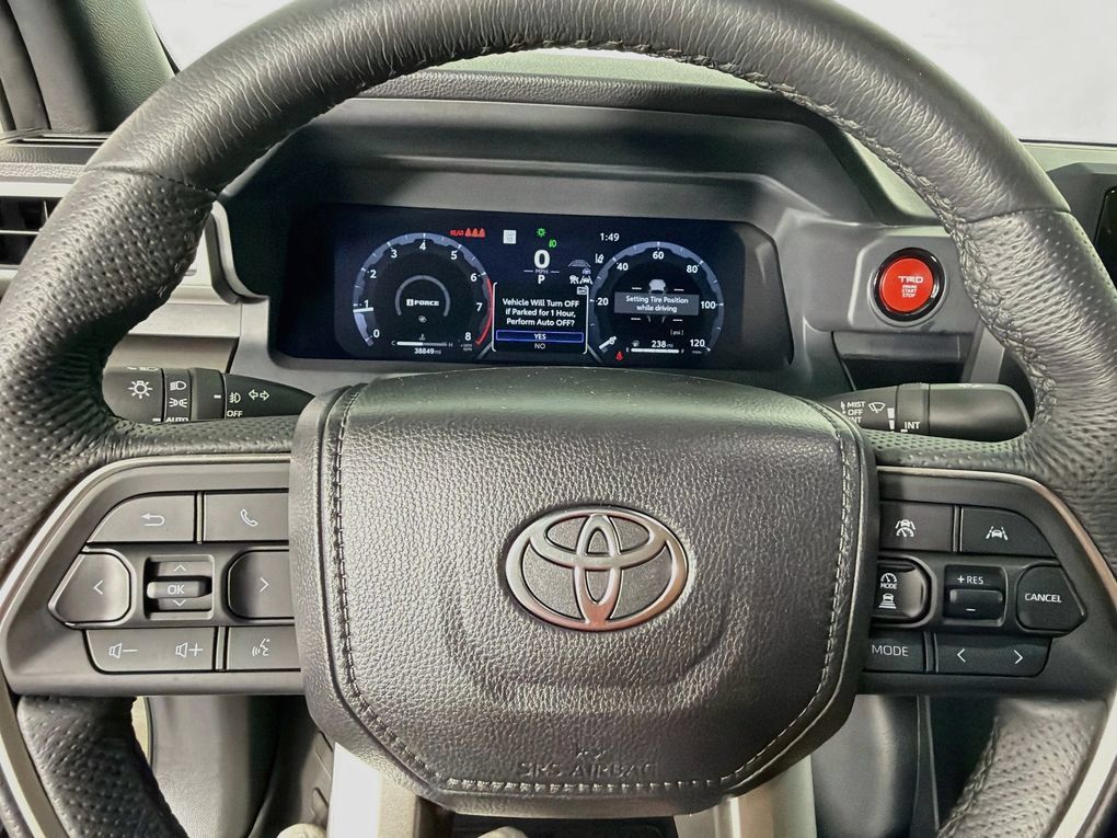 Used 2025 Toyota Tacoma TRD Off-Road AWD/4WD image 15