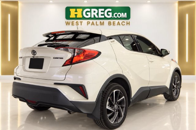 Used 2020 Toyota C-HR Limited FWD image 6