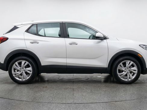 Used 2025 Buick Encore GX Preferred image 11