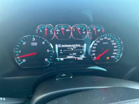 Used 2019 Chevrolet Tahoe LT AWD/4WD image 10