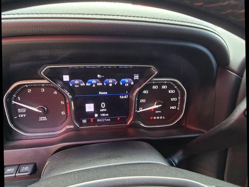 Used 2020 GMC Sierra 1500 AT4 w/ AT4 Premium Package AWD/4WD image 11