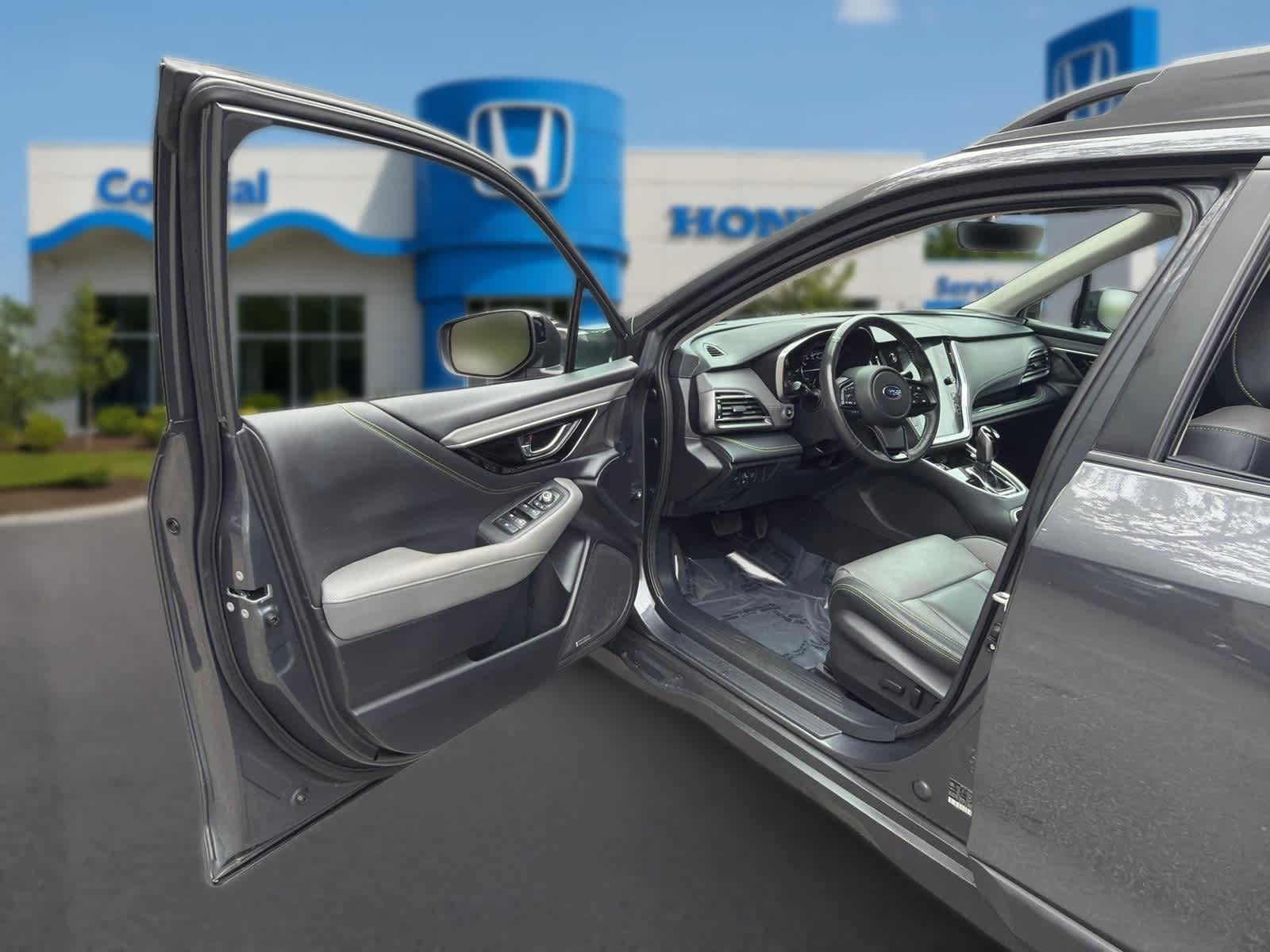 Used 2024 Subaru Outback Onyx Edition AWD/4WD image 11