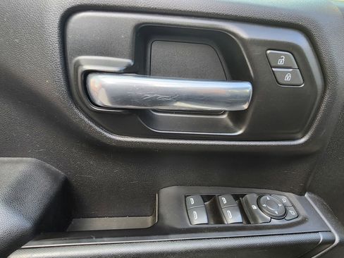 Used 2020 Chevrolet Silverado 1500 W/T w/ WT Fleet Convenience Package AWD/4WD image 9
