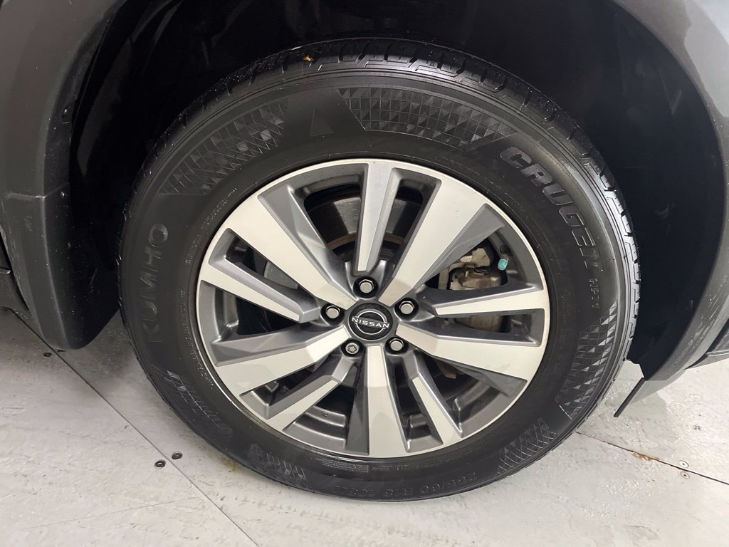 Used 2024 Nissan Pathfinder SL AWD/4WD image 12