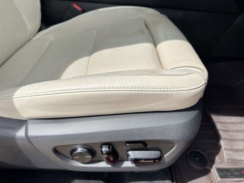 Used 2024 Lexus RX 350 FWD w/ Convenience Package image 12