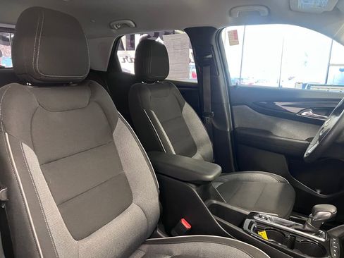 Used 2024 Chevrolet TrailBlazer LT w/ Convenience Package image 32