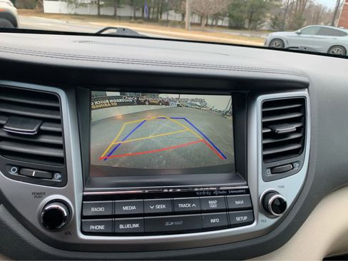 Used 2017 Hyundai Tucson Limited image 17