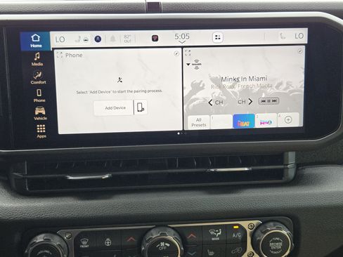 New 2026 Jeep Gladiator Willys AWD/4WD image 15