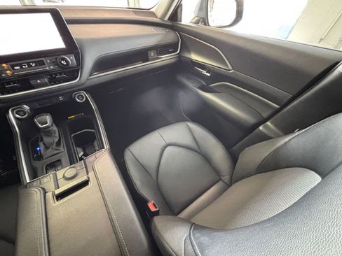 Used 2025 Toyota Grand Highlander LE image 40