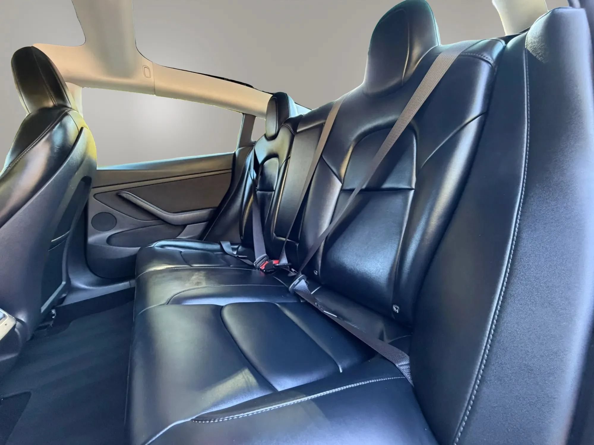 Used 2022 Tesla Model 3 Long Range AWD/4WD image 14
