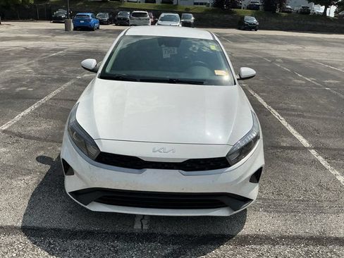 Used 2024 Kia Forte LXS FWD image 4