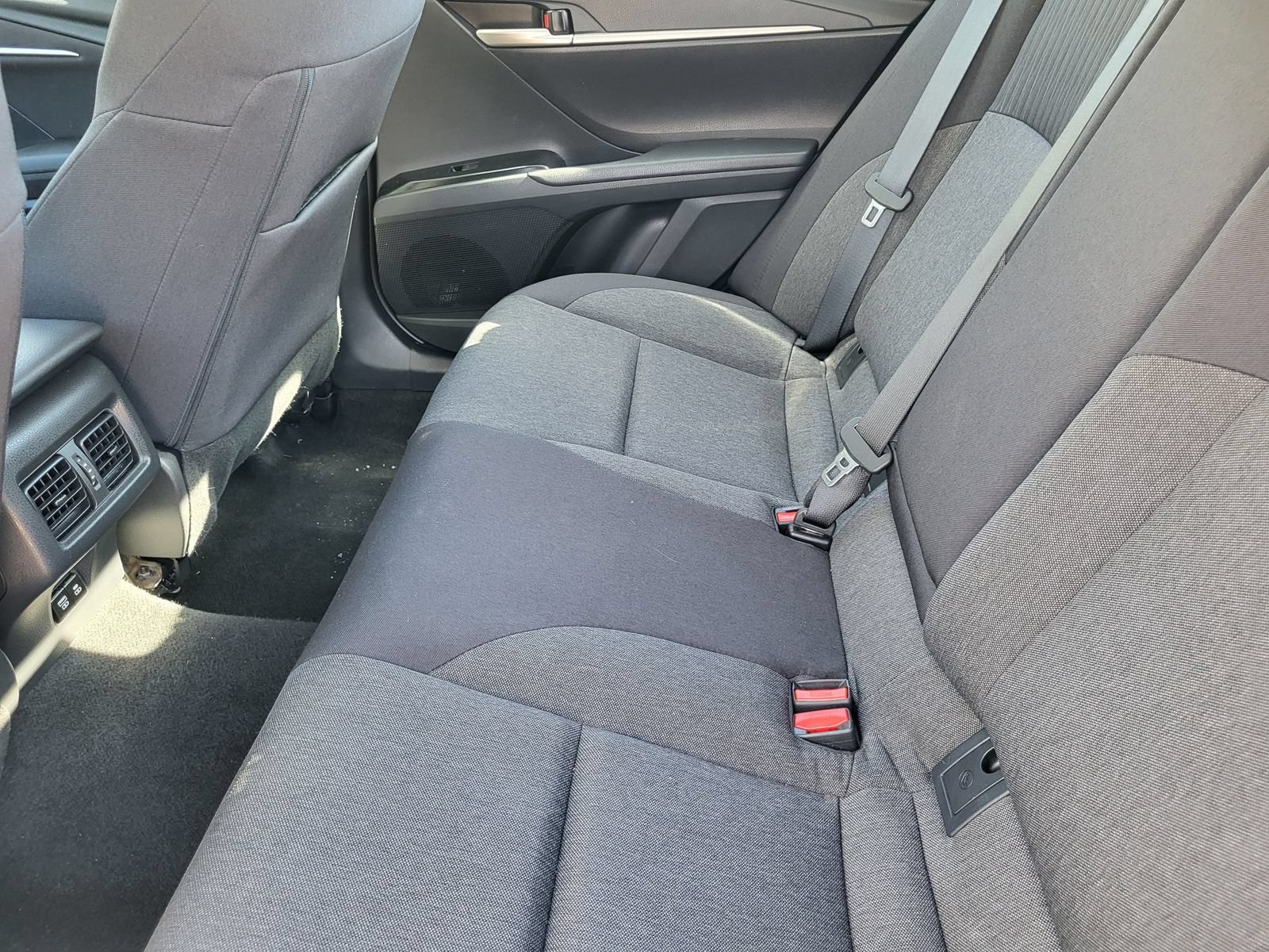 Used 2025 Toyota Camry LE FWD image 29