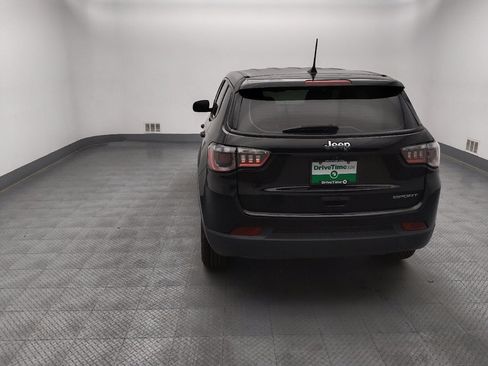 Used 2021 Jeep Compass Sport FWD image 6