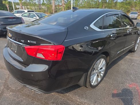 Used 2017 Chevrolet Impala Premier w/ Enhanced Convenience Package image 6