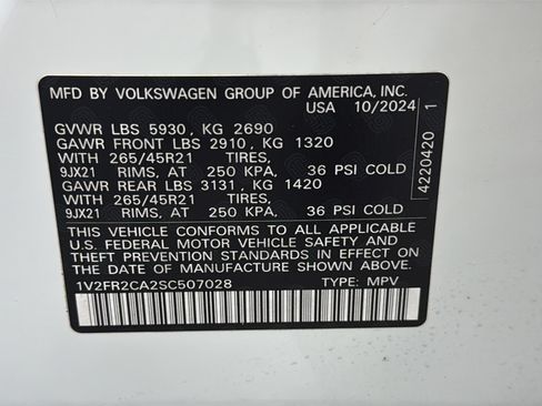 Used 2025 Volkswagen Atlas SEL Premium R-Line AWD/4WD image 30
