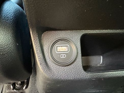 Used 2022 Kia Seltos EX AWD/4WD image 28
