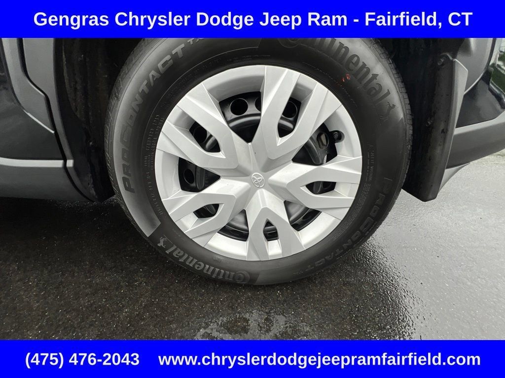 Used 2026 Toyota Corolla Cross L AWD/4WD image 10