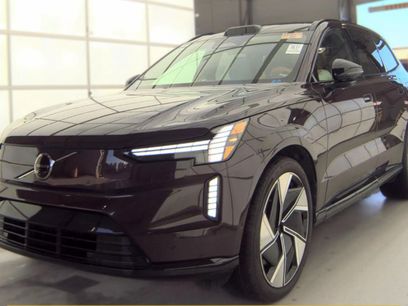 Used 2025 Volvo EX90 Ultra