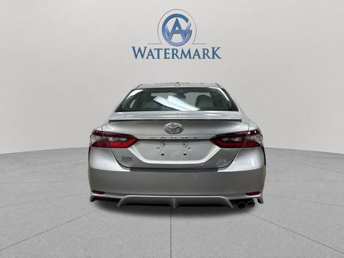 Used 2021 Toyota Camry SE AWD/4WD image 4
