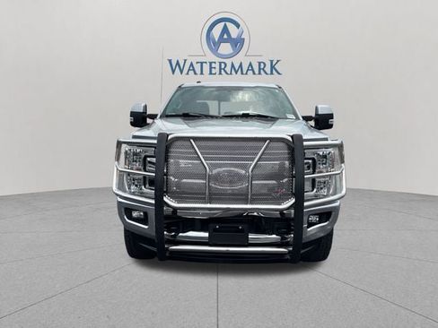 Used 2017 Ford F250 Lariat w/ Lariat Value Package AWD/4WD image 11