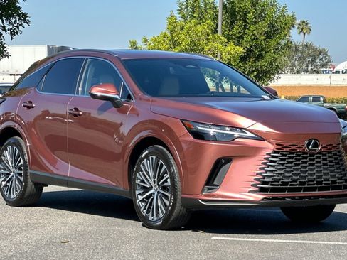 Used 2023 Lexus RX 350 Premium Plus w/ Accessory Package (Z1) FWD image 7