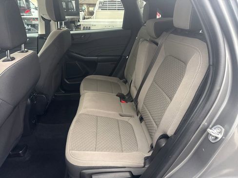 Used 2022 Ford Escape SE w/ Convenience Package AWD/4WD image 16