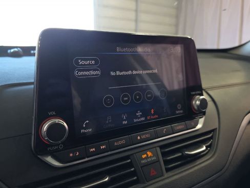 Used 2019 Nissan Altima 2.5 SR w/ SR Premium Package FWD image 19