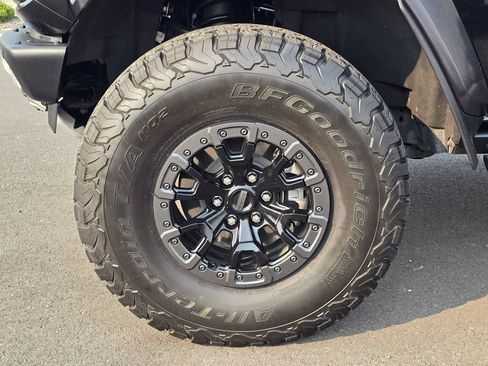 Used 2024 Ford Bronco Raptor w/ Interior Carbon Fiber Pack 6 AWD/4WD image 9