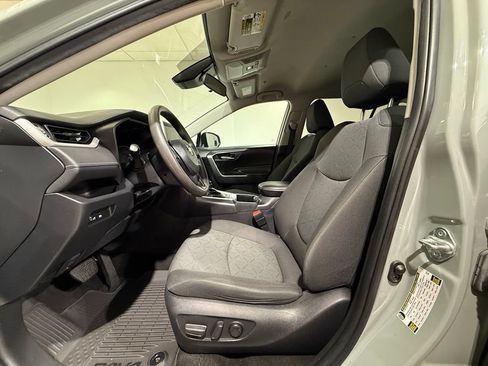 Certified 2023 Toyota RAV4 XLE FWD image 13