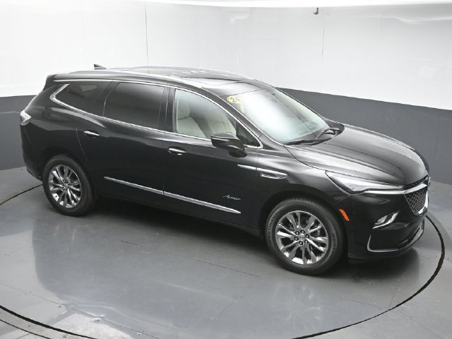 Used 2024 Buick Enclave Avenir FWD image 43
