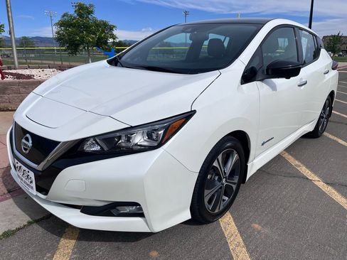 Used 2019 Nissan Leaf SL w/ SL Technology Package FWD image 1