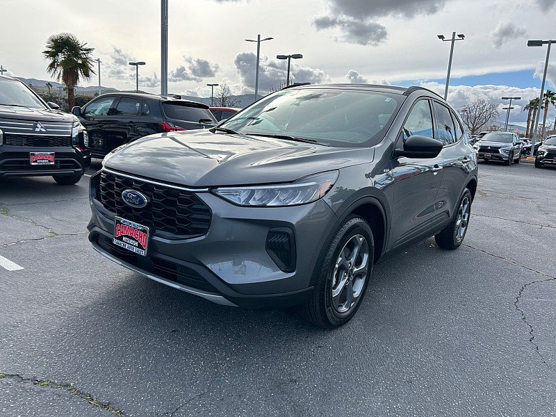 Used 2025 Ford Escape ST-Line AWD/4WD image 7