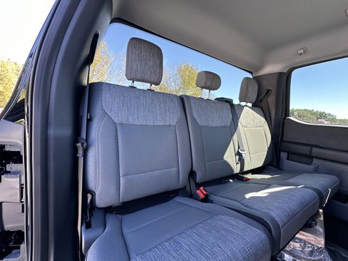 New 2026 Ford F250 XLT w/ FX4 Off-Road Package image 29