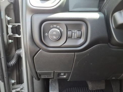 New 2026 RAM 2500 Laramie w/ Night Edition AWD/4WD image 16
