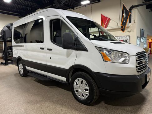 Used 2019 Ford Transit 150 XLT RWD image 14