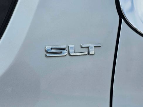 Used 2019 GMC Acadia SLT image 34