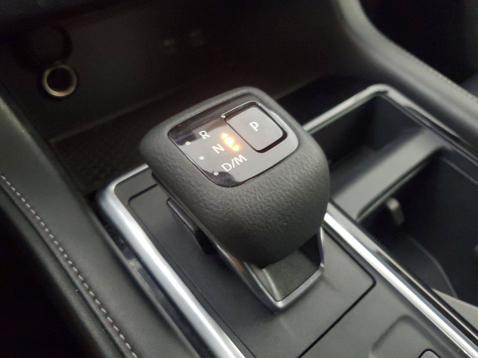 Used 2025 Nissan Pathfinder SV FWD image 30