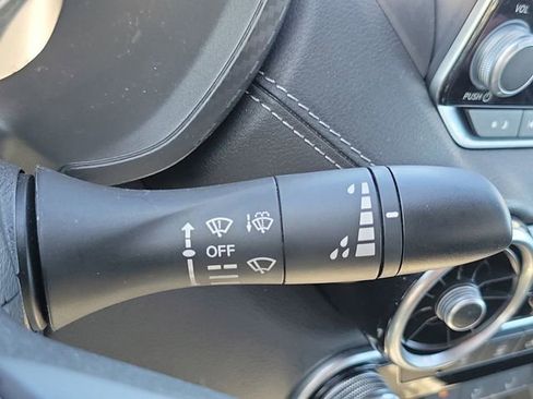 Used 2024 Nissan Sentra SV FWD image 23