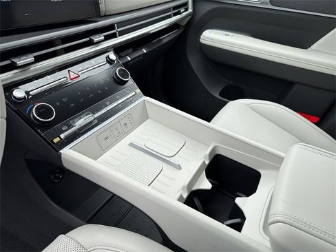 New 2026 Hyundai Santa Fe SEL image 32