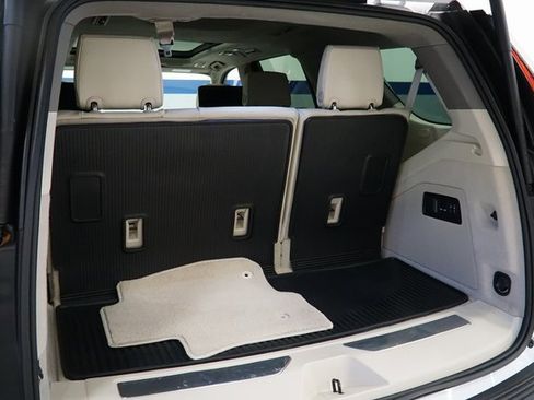 Used 2024 Cadillac Escalade Sport Platinum w/ LPO, ONYX Package image 26