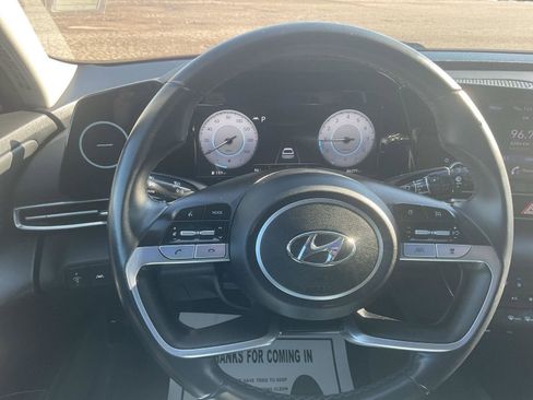 Used 2022 Hyundai Elantra SEL w/ Convenience + Premium Package image 13