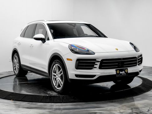 Used 2023 Porsche Cayenne image 19