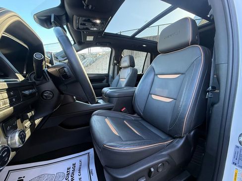 Used 2024 GMC Yukon AT4 w/ AT4 Premium Plus Package image 14