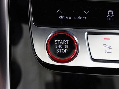 New 2026 Audi SQ8 Prestige AWD/4WD image 11