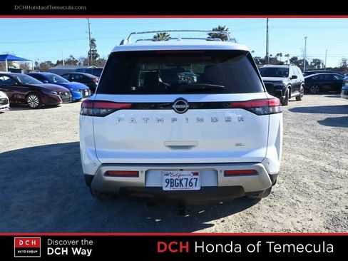 Used 2022 Nissan Pathfinder SL w/ SL Premium Package image 6
