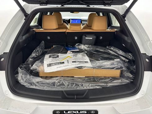 New 2026 Lexus UX 300h AWD image 40